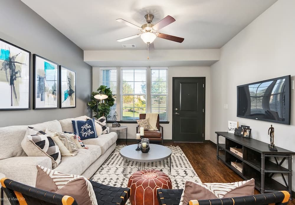 Springs at Three Oaks Resident Services